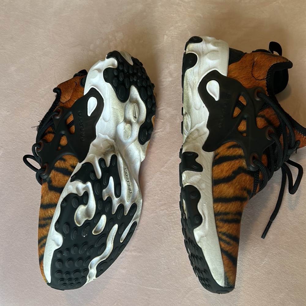 Nike React Presto Tiger Print Size 7 - image 2